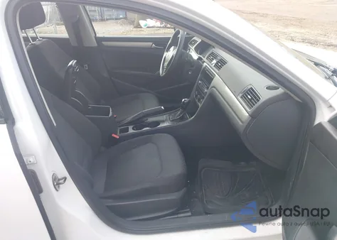 2013 Volkswagen Passat 2.5L S from USA, damaged, VIN 1VWAP7A31DC116519